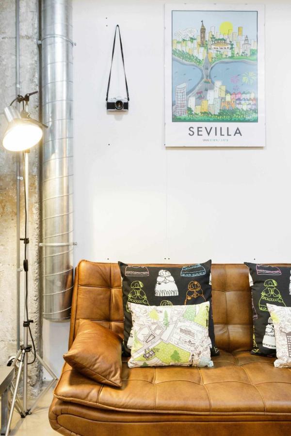 Monkeys Luxury Metaloft Apartment Seville